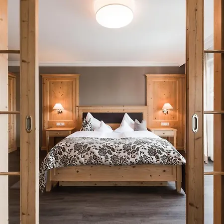Hotel Klein Fein Anderlahn Parcines